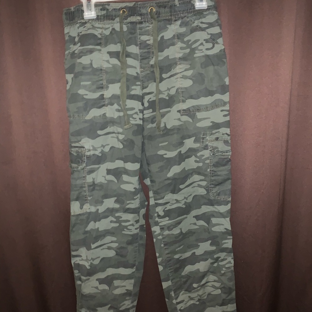 camo pants